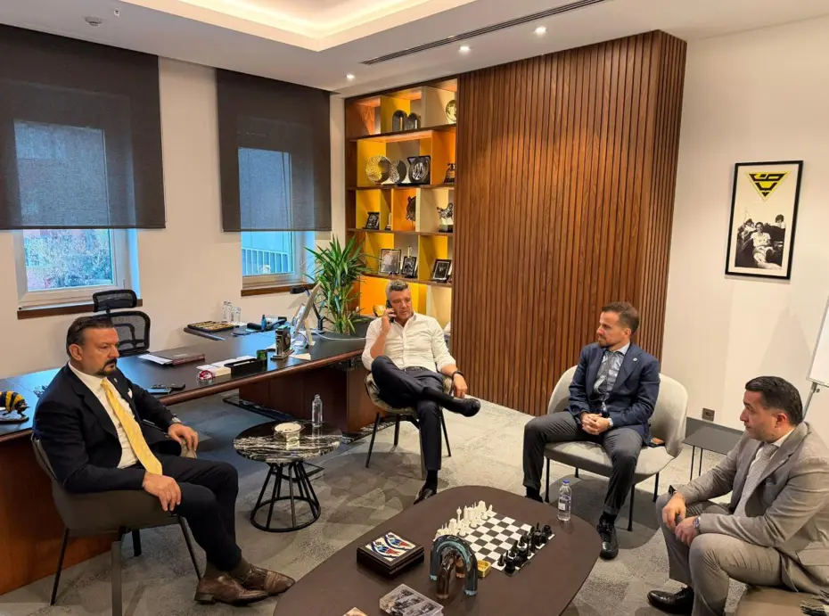 Sadettin Saran ayağının tozuyla görüşmelere başladı: İlk fotoğraf geldi - 4