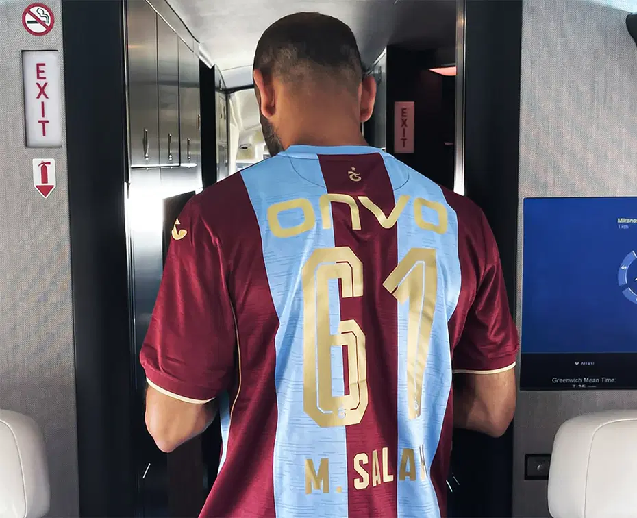 FLAŞ! Salah, Trabzonspor formasını giydi, taraftarlara ilk mesajı verdi - 3