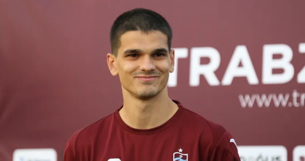 Trabzonspor bir ayrılığı daha KAP'a bildirdi! Kasaya girecek para belli oldu