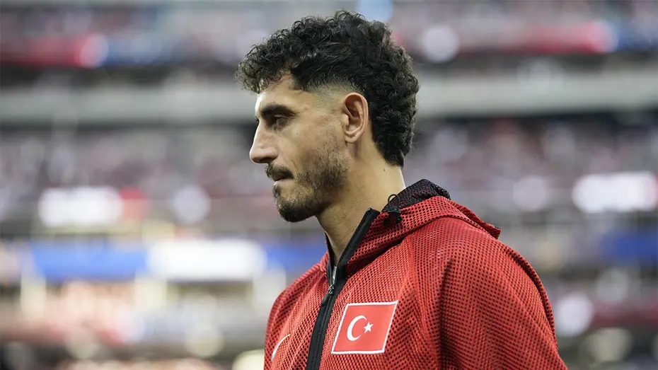 Trabzonspor'a imza atar atmaz Samet Akaydin'in ilk yaptığı iş gündem oldu - 3