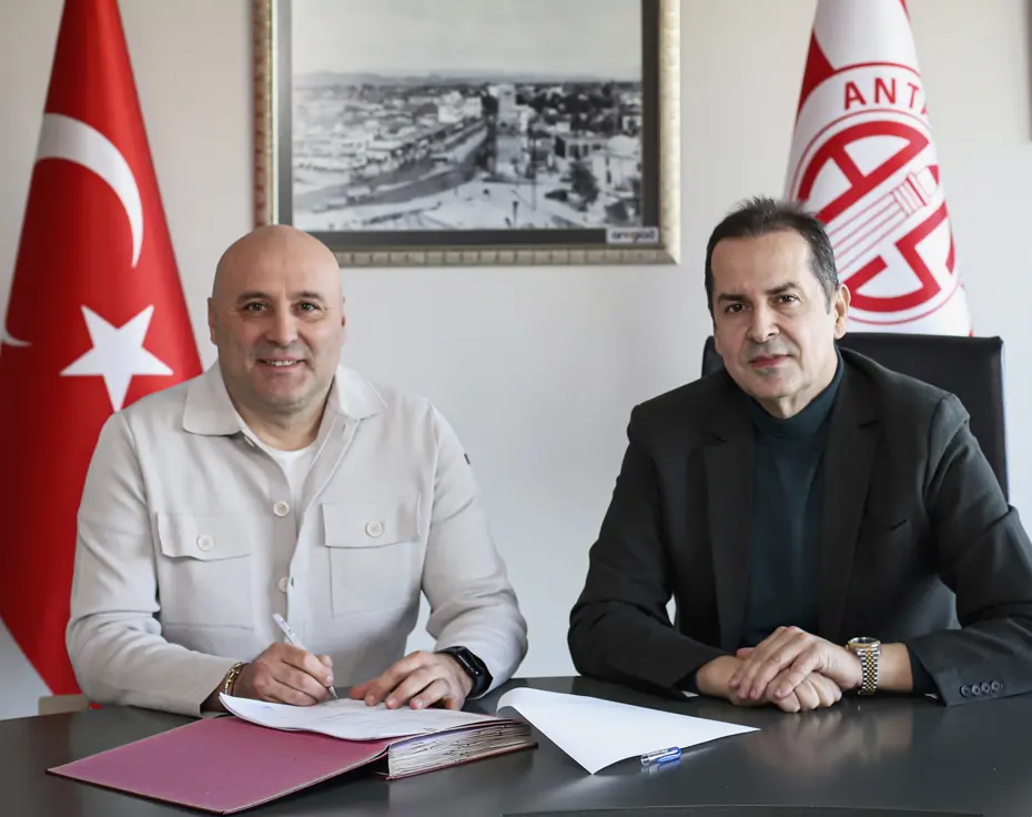 Antalyaspor'da teknik direktör tercihi için ters köşe