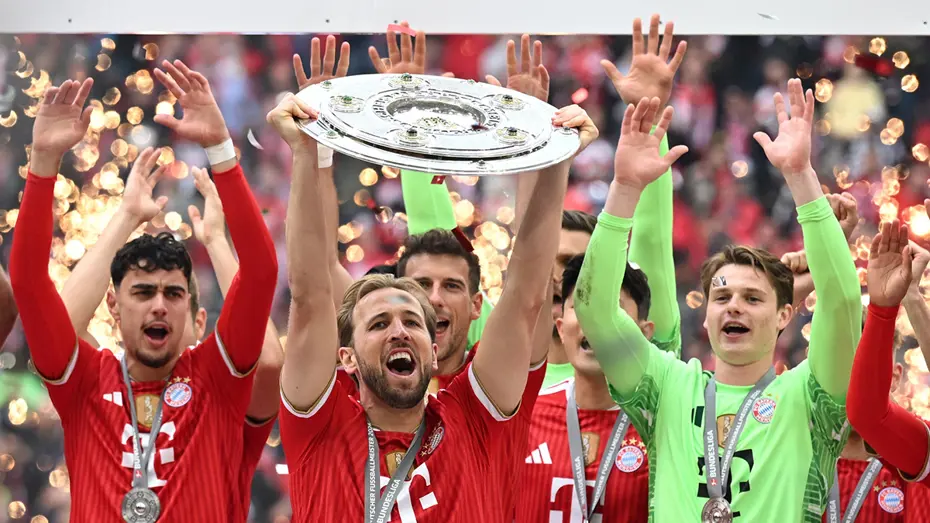 Bundesliga'da küme düşen takımlar belli oldu, şampiyon kupasını aldı - 3 Bundesliga'da küme düşen takımlar belli oldu, şampiyon kupasını aldı - 3