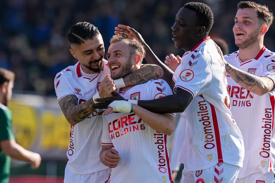 UEFA Konferans Ligi kura çekimi ne zaman, saat kaçta, hangi kanalda? Samsunspor'un rakibi belli oluyor - 3 UEFA Konferans Ligi kura çekimi ne zaman, saat kaçta, hangi kanalda? Samsunspor'un rakibi belli oluyor - 3