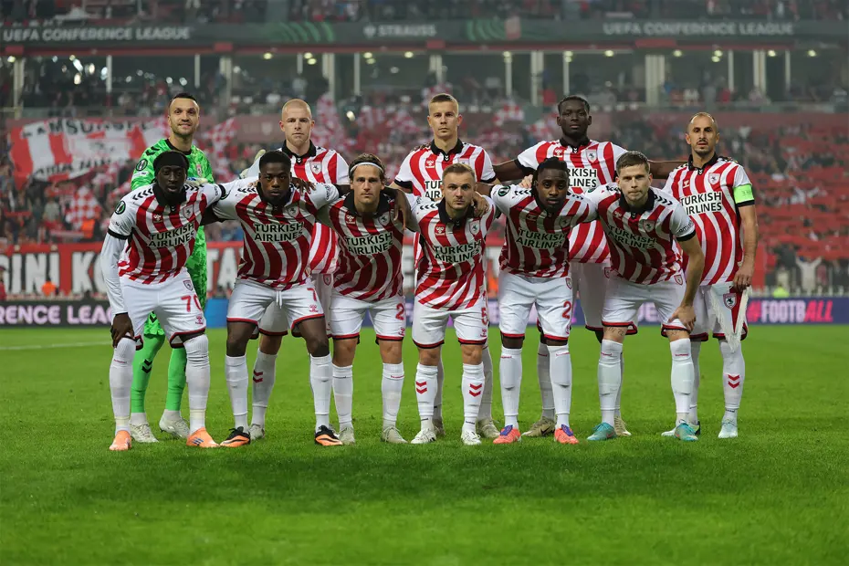 Fenerbahçe, Galatasaray ve Samsunspor'un galibiyetlerinin ardından UEFA ülke puanında son durum - 4