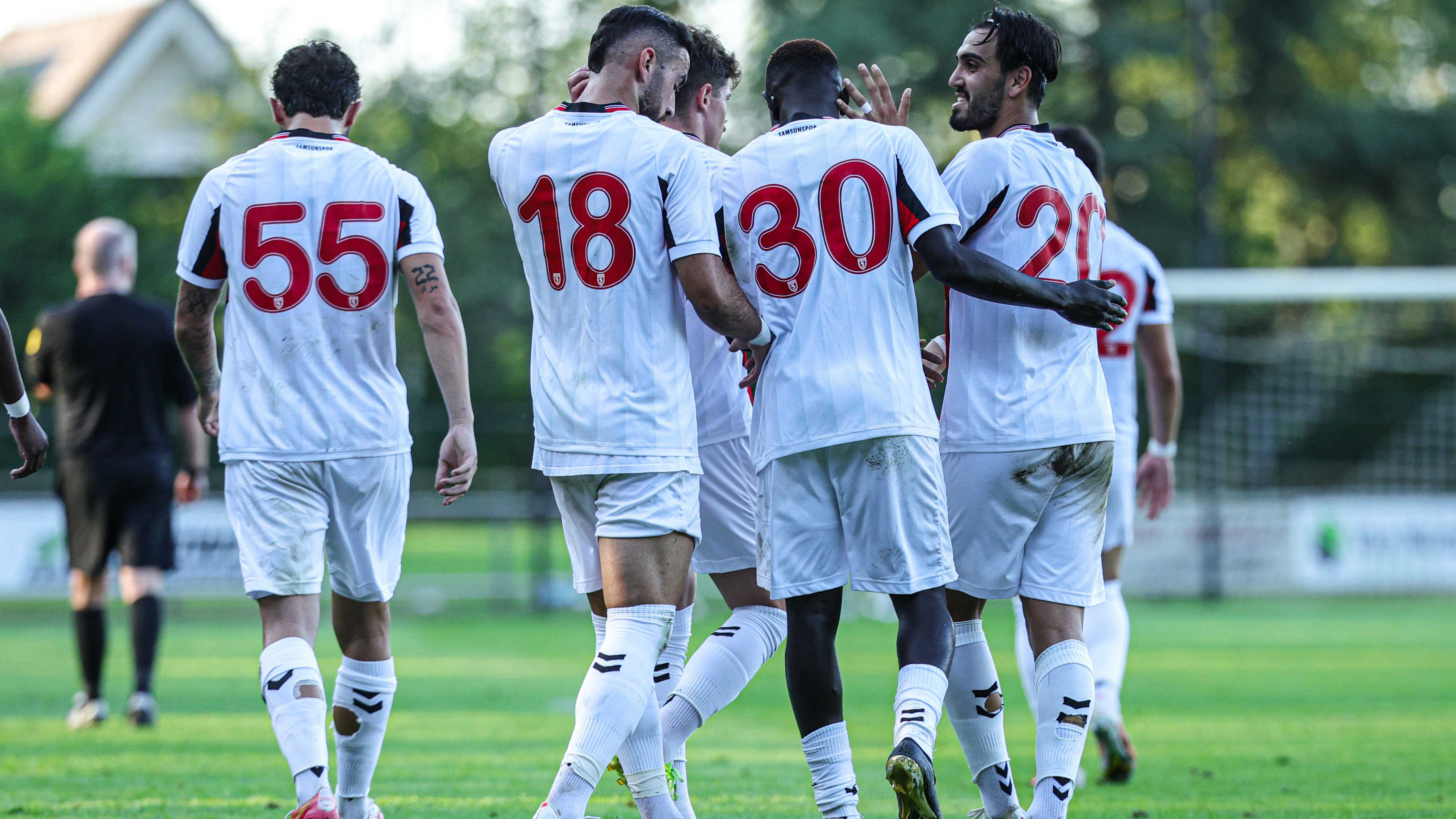 Samsunspor, hazırlık maçında AEK'yı yendi