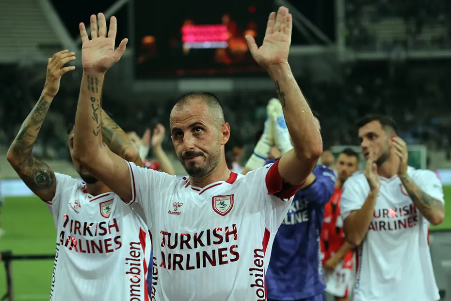 Yunan basını çirkinleşti: Panathinaikos-Samsunspor maçı için olay başlık attılar - 8
