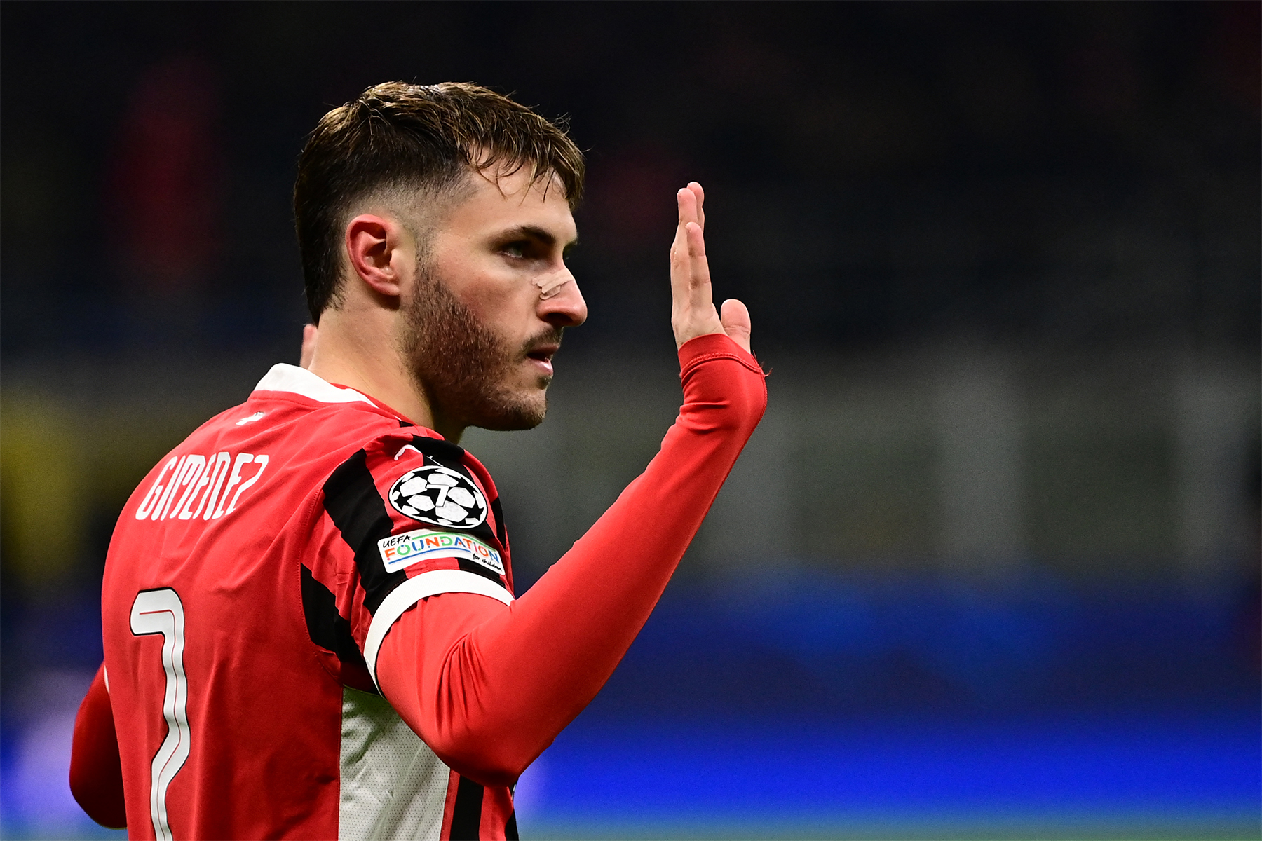 Milan'dan Santiago Gimenez açıklaması