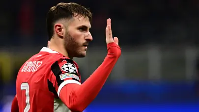 Galatasaray'a yazılan Santiago Gimenez için resmi açıklama geldi Galatasaray'a yazılan Santiago Gimenez için resmi açıklama geldi