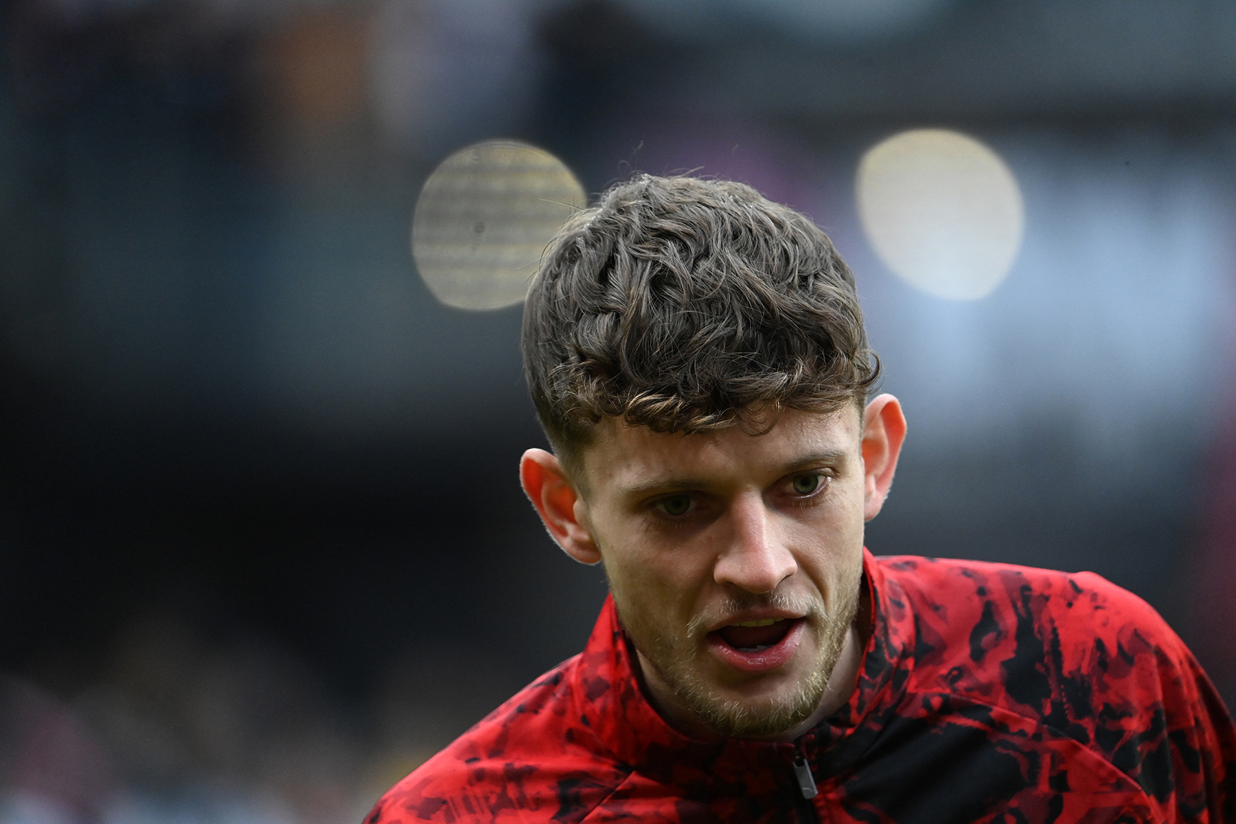 SZYMANSKI'NİN RENNES KARNESİ Rennes formasıyla Ligue 1'de ve Fransa Kupas'ında toplam 6 maça çıkan Sebastian Szymanski, 353 dakika süre aldı ve 2 asistlik skor katkısı verdi.