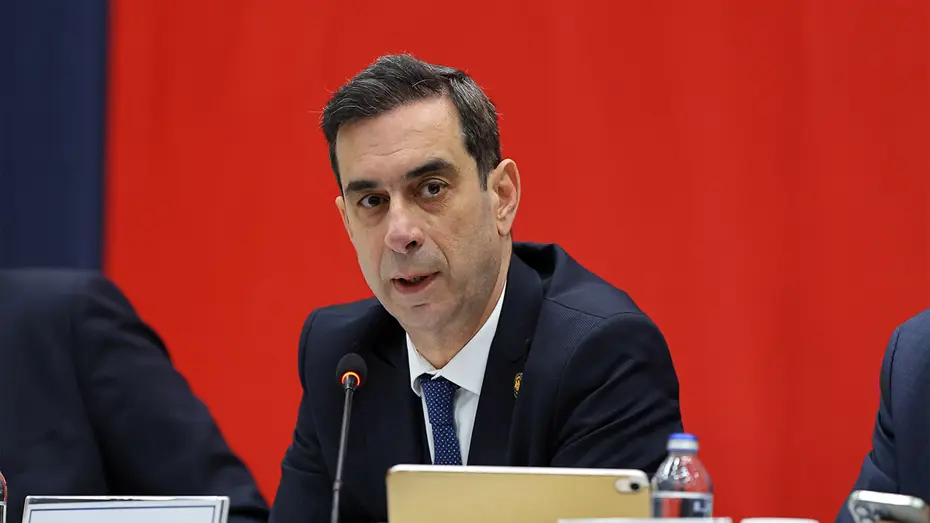 Fenerbahçe'de seçim zamanı: Kongrede ilk gün sona erdi - 6