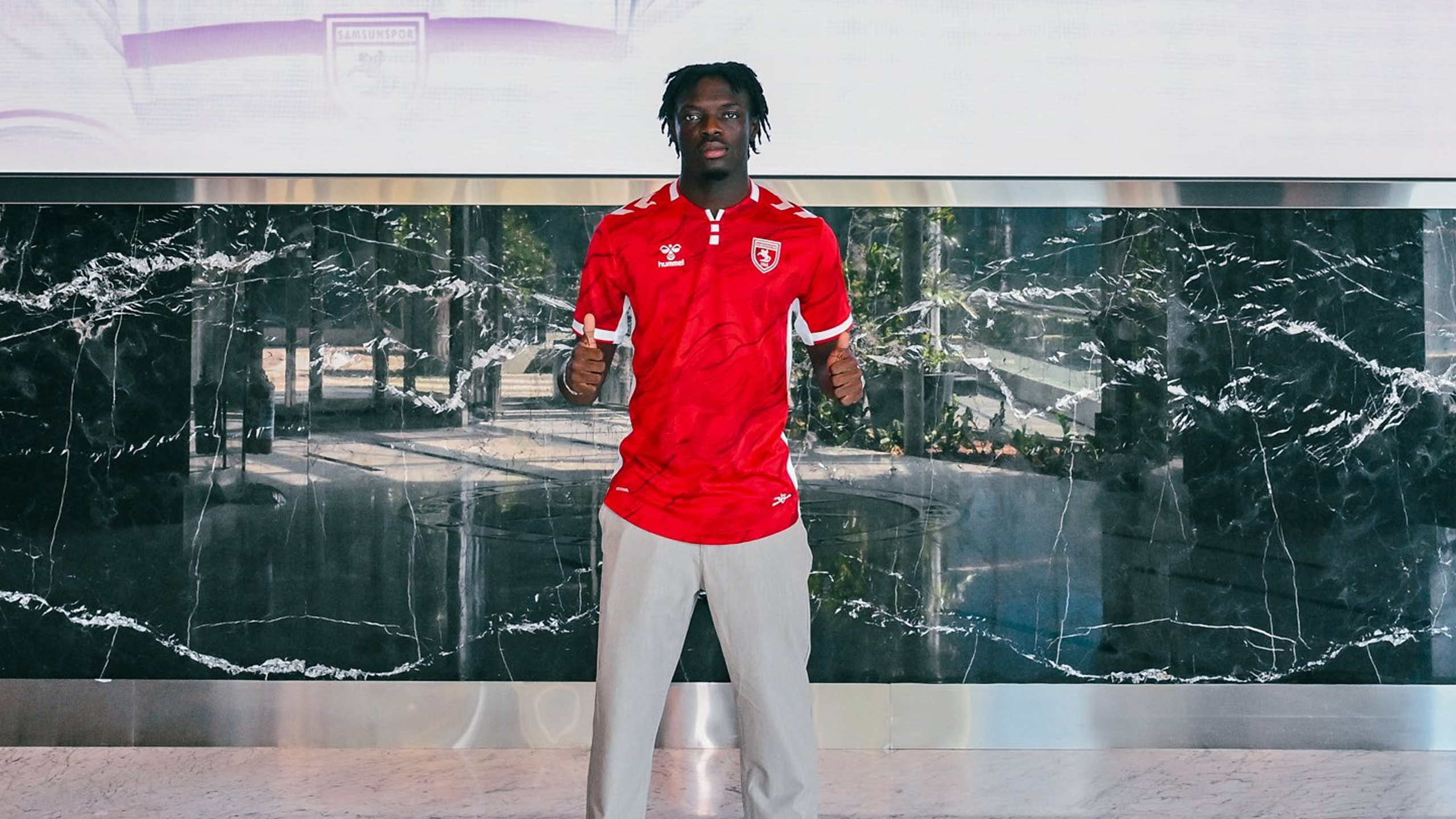 Samsunspor, Malili orta saha Antoine Sekongo'yu renklerine bağladı