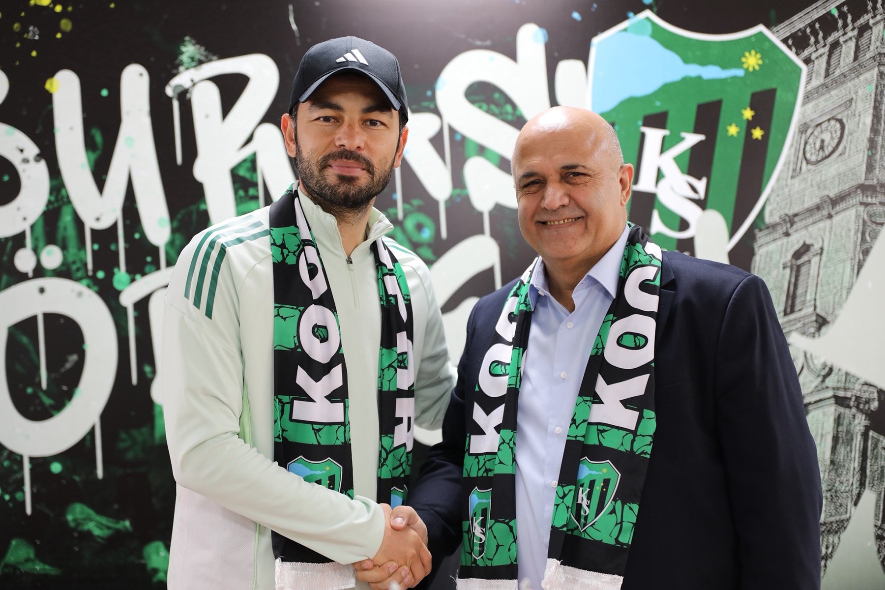 Kocaelispor'da 'Gitme Kal' Operasyonu: Selçuk İnan'a 2028'e Kadar Zorunlu Mesai!