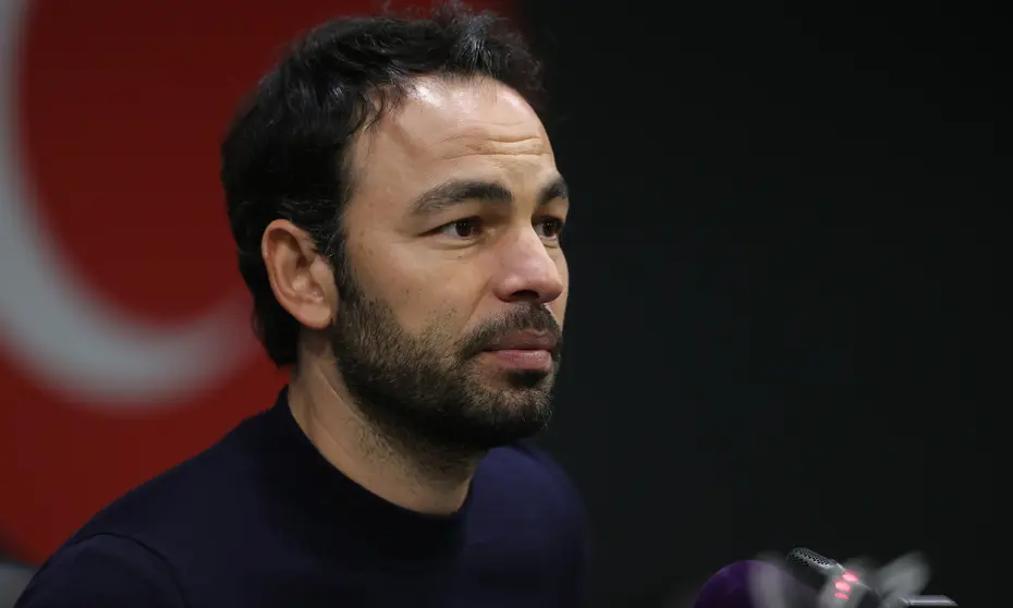 Selçuk İnan, Fenerbahçe maçında bir ilkin peşinde