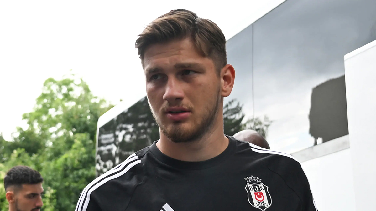 Semih Kılıçsoy Cagliari'ye El Salladı, Beşiktaş'a Göz Kırptı: 'Benim Gönlüm Avrupa'da!'