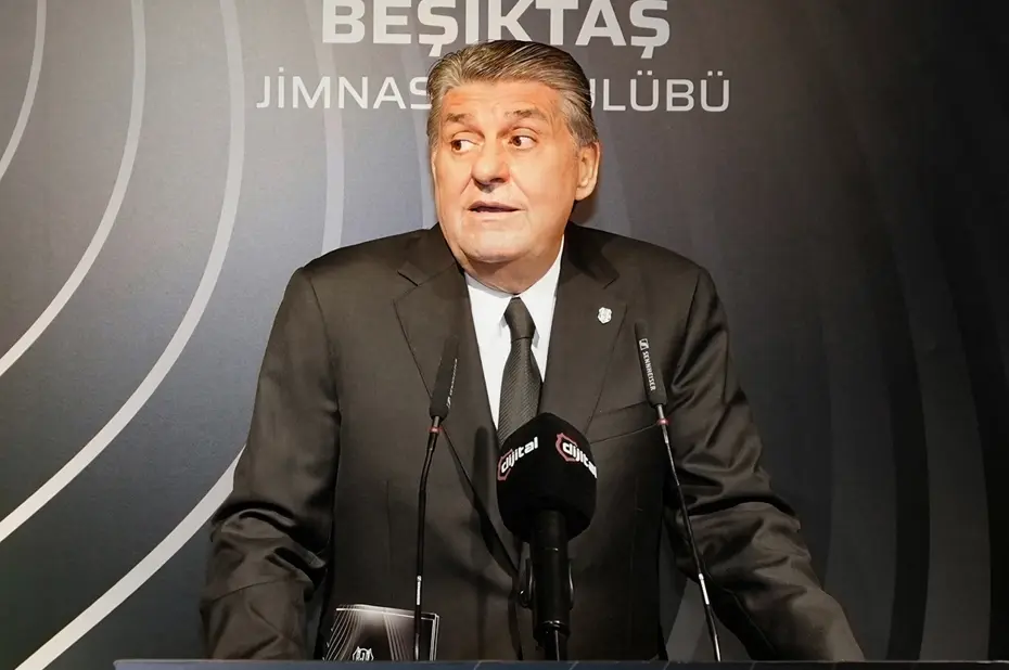 Serdal Adalı 123. yıl kutlamalarında konuştu: "Beşiktaş için her zaman her yerde beraberiz" - 4 Serdal Adalı 123. yıl kutlamalarında konuştu: "Beşiktaş için her zaman her yerde beraberiz" - 4