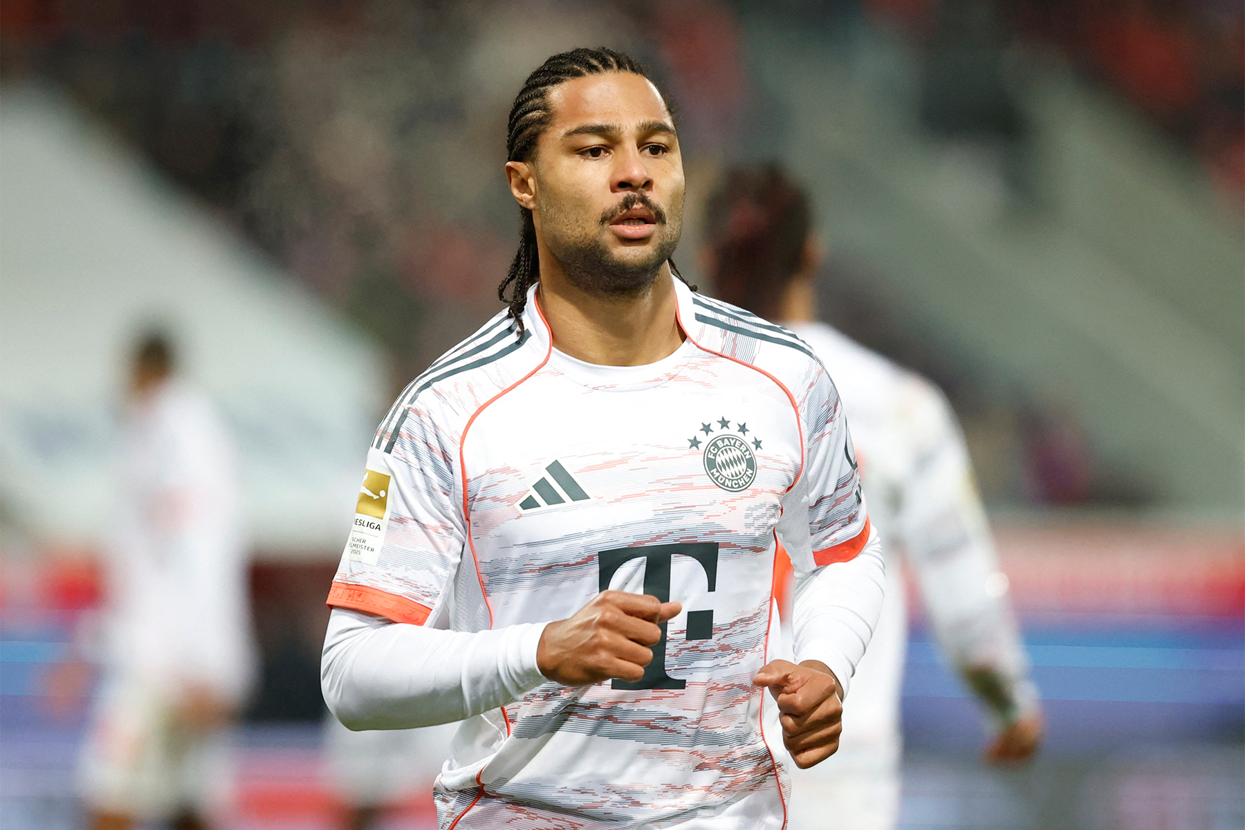 Bayern Münih'te yeni imza: Sözleşmesi uzatıldı