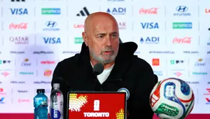 Bosna Hersek'in hocasından Kanada maçı öncesi Edin Dzeko sözleri Bosna Hersek'in hocasından Kanada maçı öncesi Edin Dzeko sözleri
