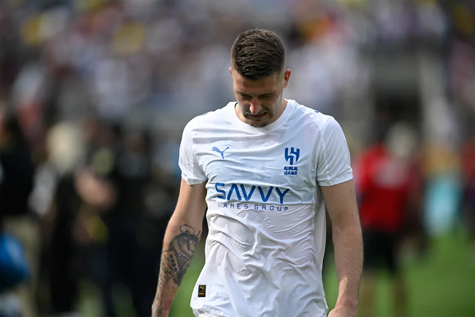 Fenerbahçe ve Galatasaray karşı karşıya: Yeni sezona transfer bombası - 1 Fenerbahçe ve Galatasaray karşı karşıya: Yeni sezona transfer bombası - 1