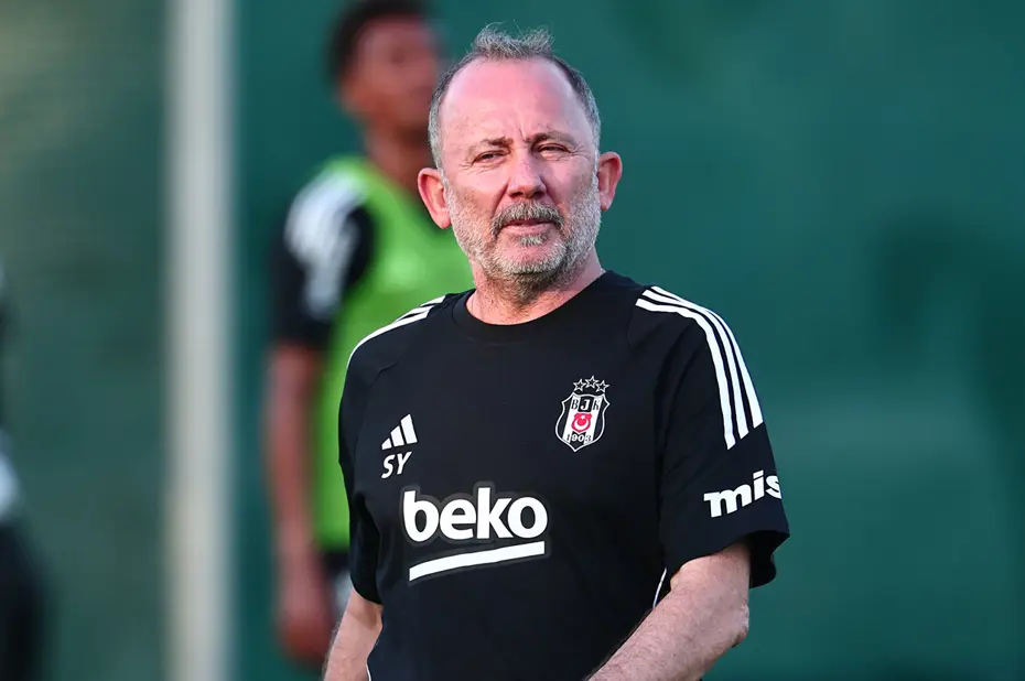 Sergen Yalçın'ın gözden çıkardığı iki isim: Beşiktaş'ta transferin bitimine bir gün kala ayrılık hareketliliği - 2