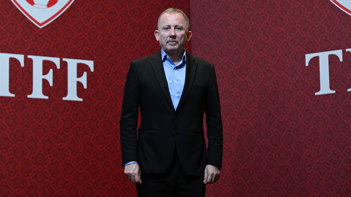 A Milli Takım'da yeni dönem: Sergen Yalçın'ın teknik ekibi resmen açıklandı