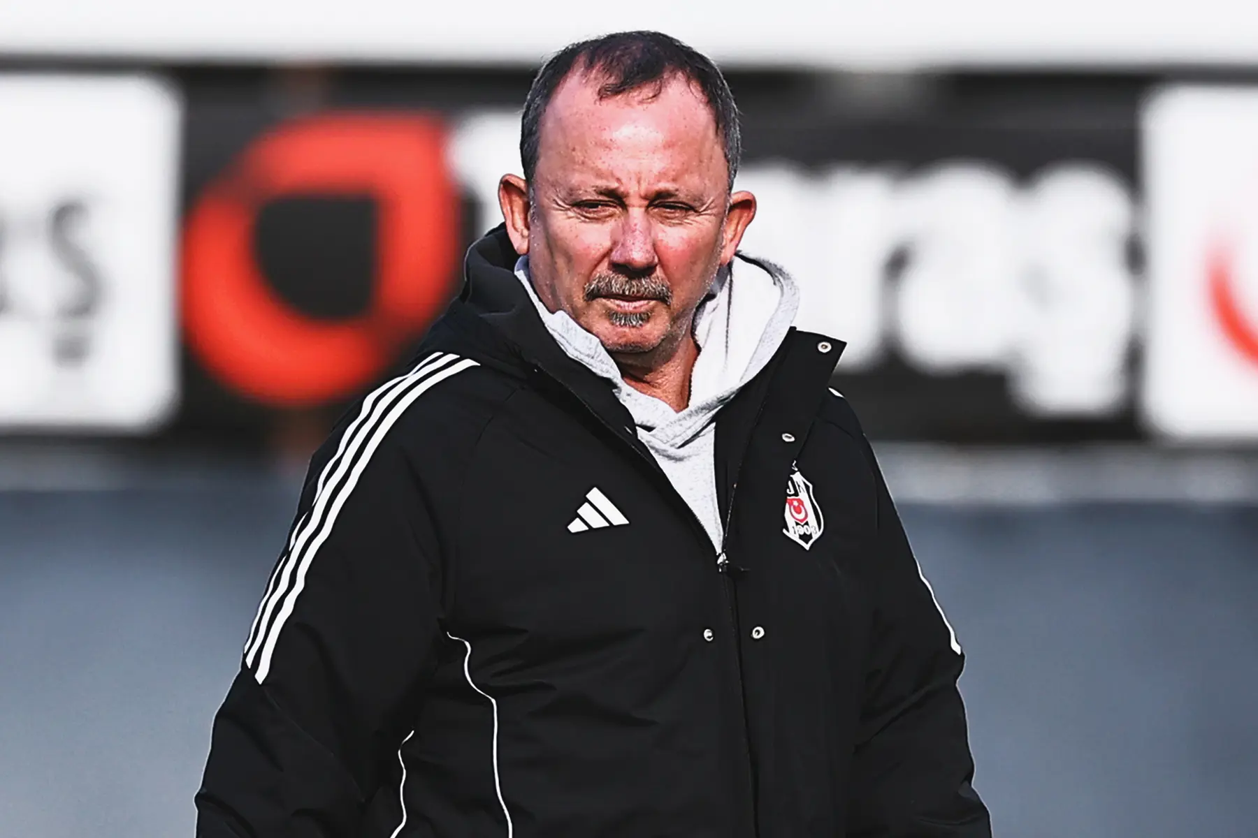 Beşiktaş'ta kaleci krizi: Ersin Destanoğlu'nun sözleşmesi sona eriyor, Göztepe devrede
