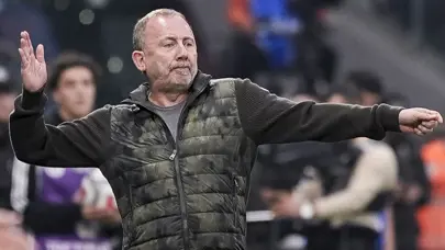 Sergen Yalçın tek kalemde sildi, artık dönüş yok: Beşiktaş'ta 1'i kesin 3 ayrılık birden