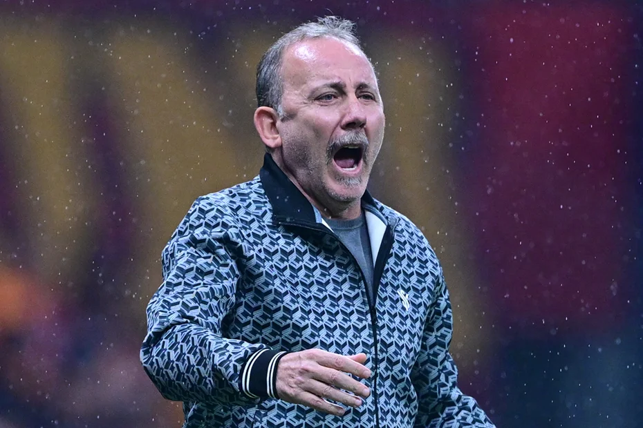 Sergen Yalçın "İstediğim tarzda değil" dedi, biletini kesti: Beşiktaş'ta veda gerçekleşiyor - 1 Sergen Yalçın "İstediğim tarzda değil" dedi, biletini kesti: Beşiktaş'ta veda gerçekleşiyor - 1