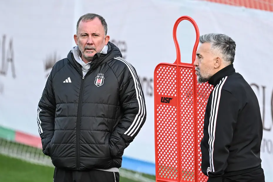 Beşiktaş'ta Sergen Yalçın sonrası bir ayrılık daha - 2 Beşiktaş'ta Sergen Yalçın sonrası bir ayrılık daha - 2