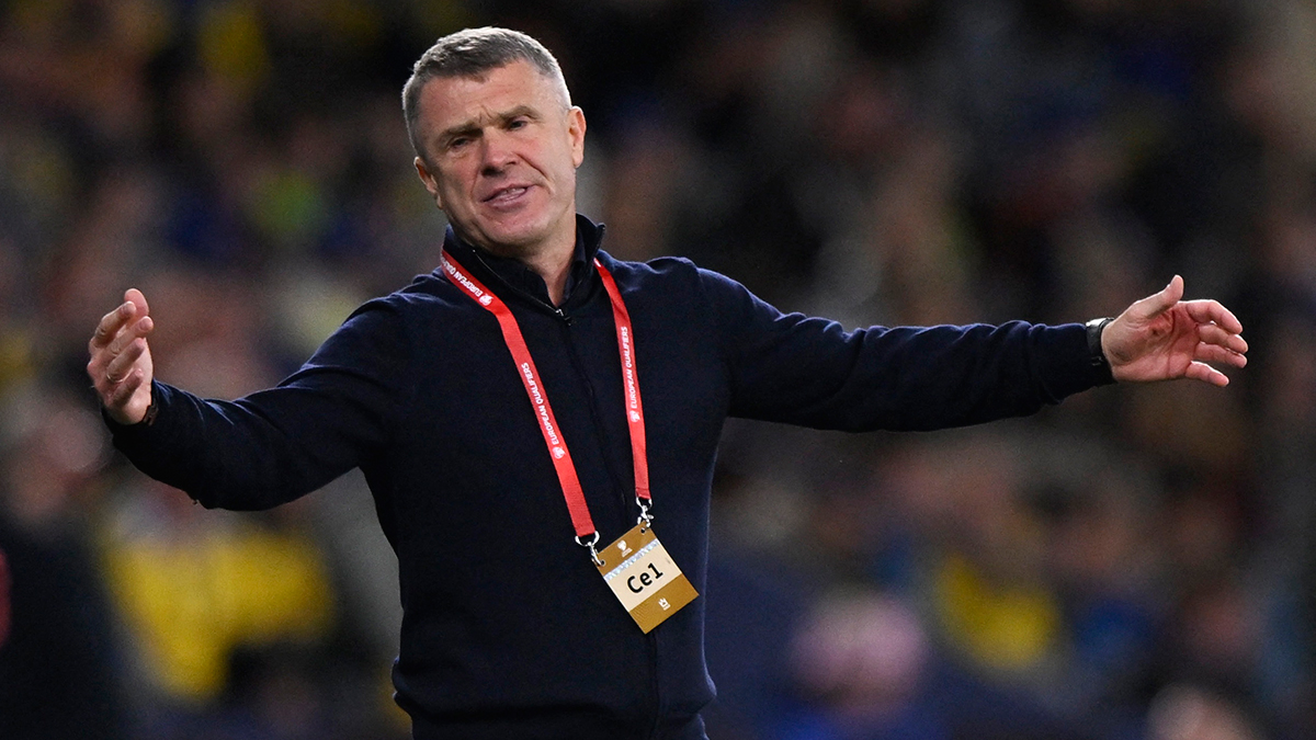 Shevchenko, Rebrov'u görevden aldı