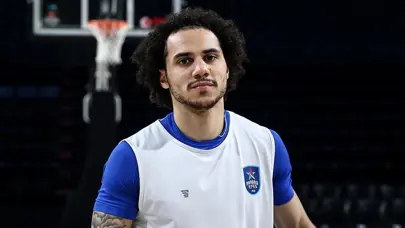 Anadolu Efes'e Shane Larkin'den kötü haber: Sahalara ne zaman dönecek?