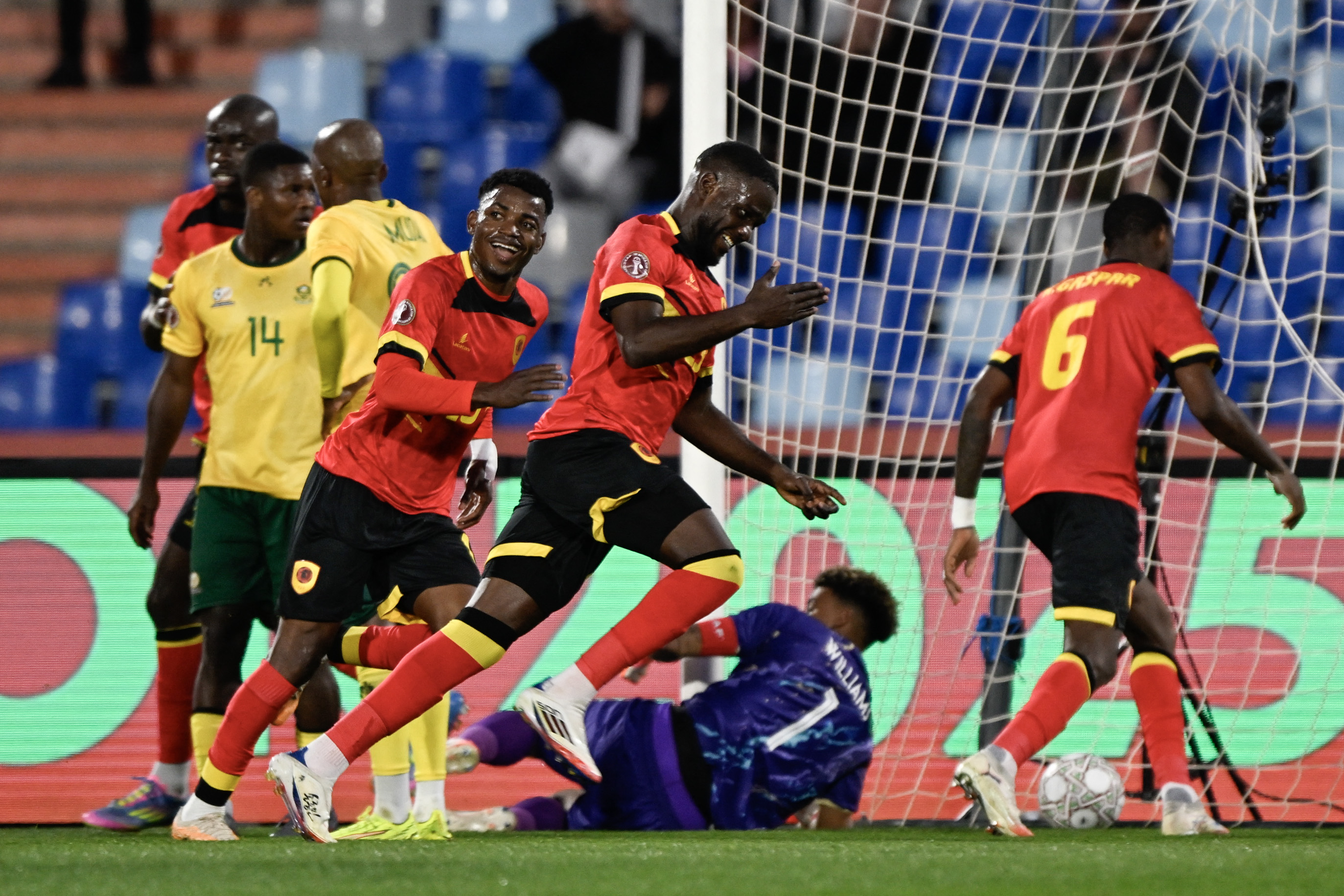 Kocaelisporlu Show'un golü yetmedi: Güney Afrika, Angola'yı yendi