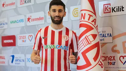 Doğukan Sinik, Antalyaspor'a geri döndü