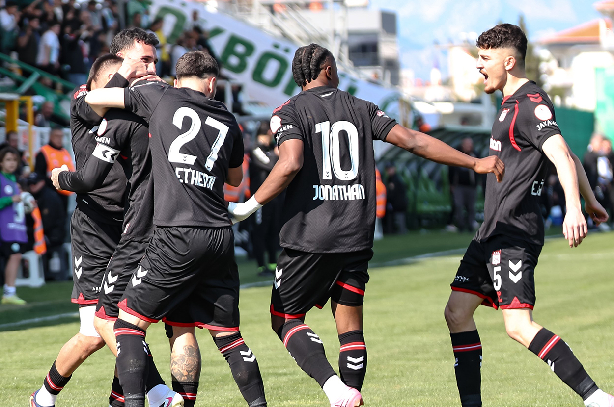 Sivasspor'da Hatayspor maçı öncesi 2 eksik