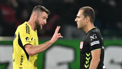 Trio'dan olay yorum: 3 kararı da yanlış! Fenerbahçe maçının önüne geçen pozisyonlar