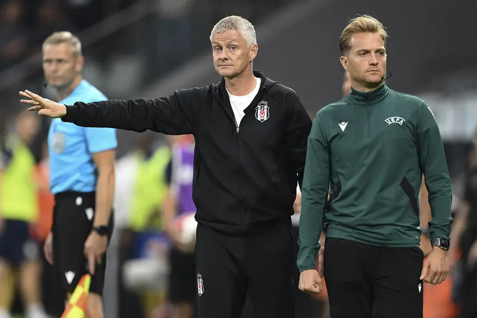 "Tam bir hezimet, gerçek bir skandal" | Spor yazarları, Beşiktaş için ne dedi? - 3 "Tam bir hezimet, gerçek bir skandal" | Spor yazarları, Beşiktaş için ne dedi? - 3
