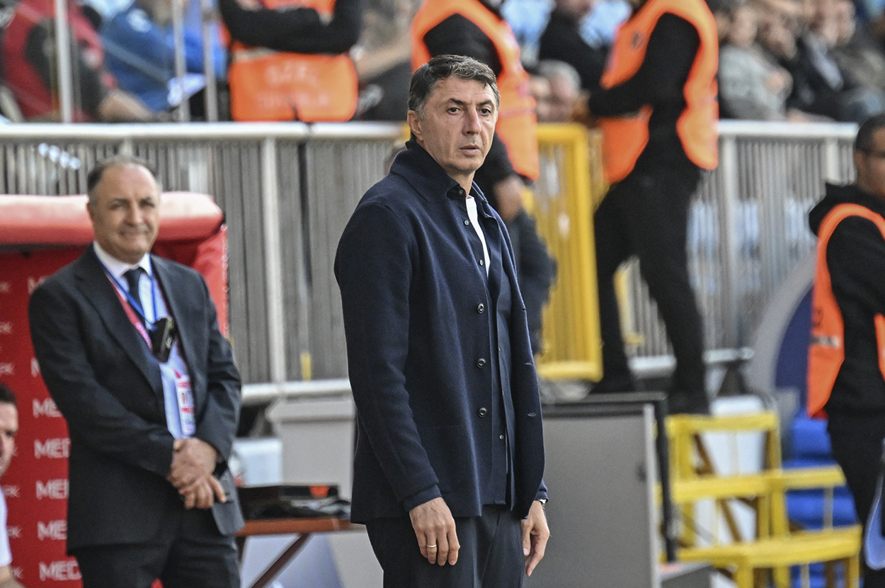 Şota'nın Hüzünlü Şiiri: 'Haris'i Kaybetmek Zor, Ama 1-1 de Ne Bileyim...'