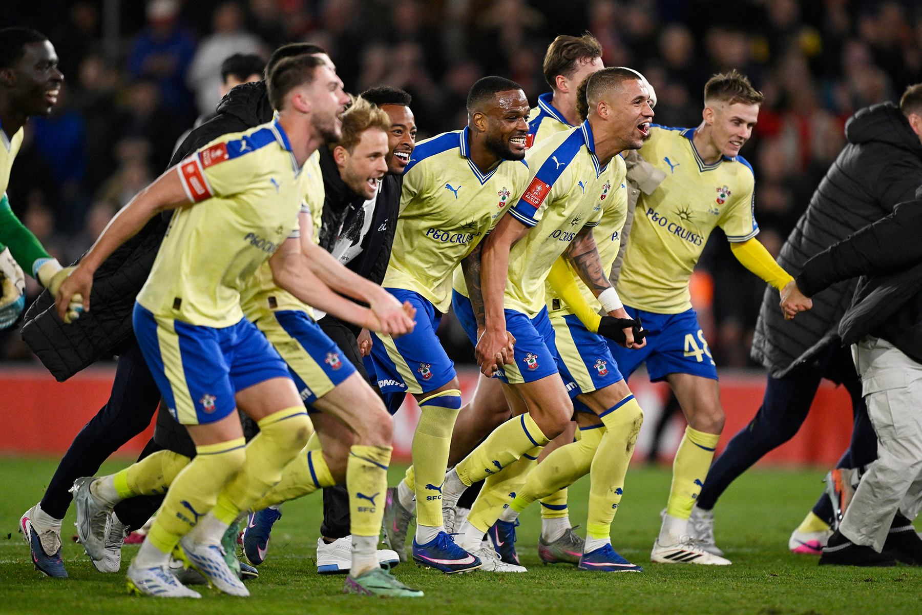 Hull City'nin finali ertelenebilir: Rakibinin kaderi 5 gün içinde belli olacak