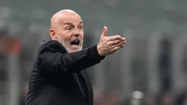 Stefano Pioli galibiyet göremeden gönderildi: Dzeko ile tartışması gündem olmuştu