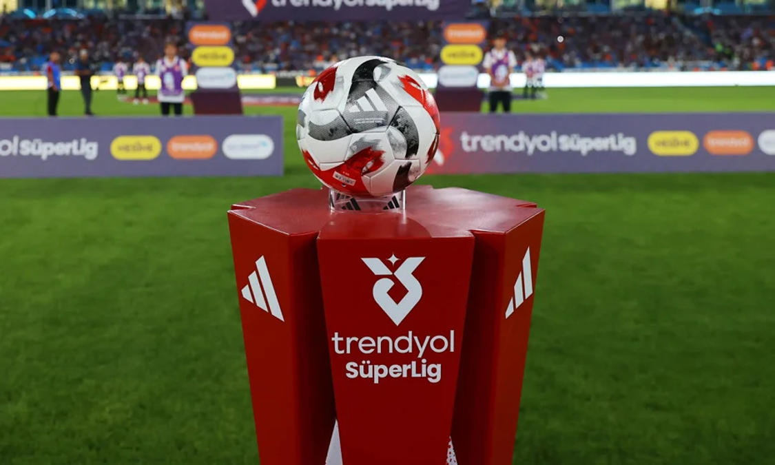 Süper Lig genel görünüm ve logo