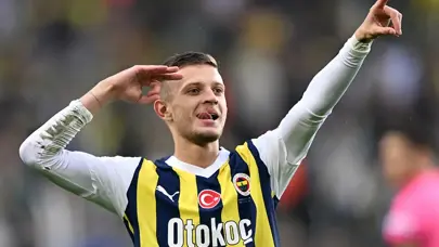 Fenerbahçe'de Szymanski'nin yerine skorer orta saha: İki maçta bir gol katkısı veriyor