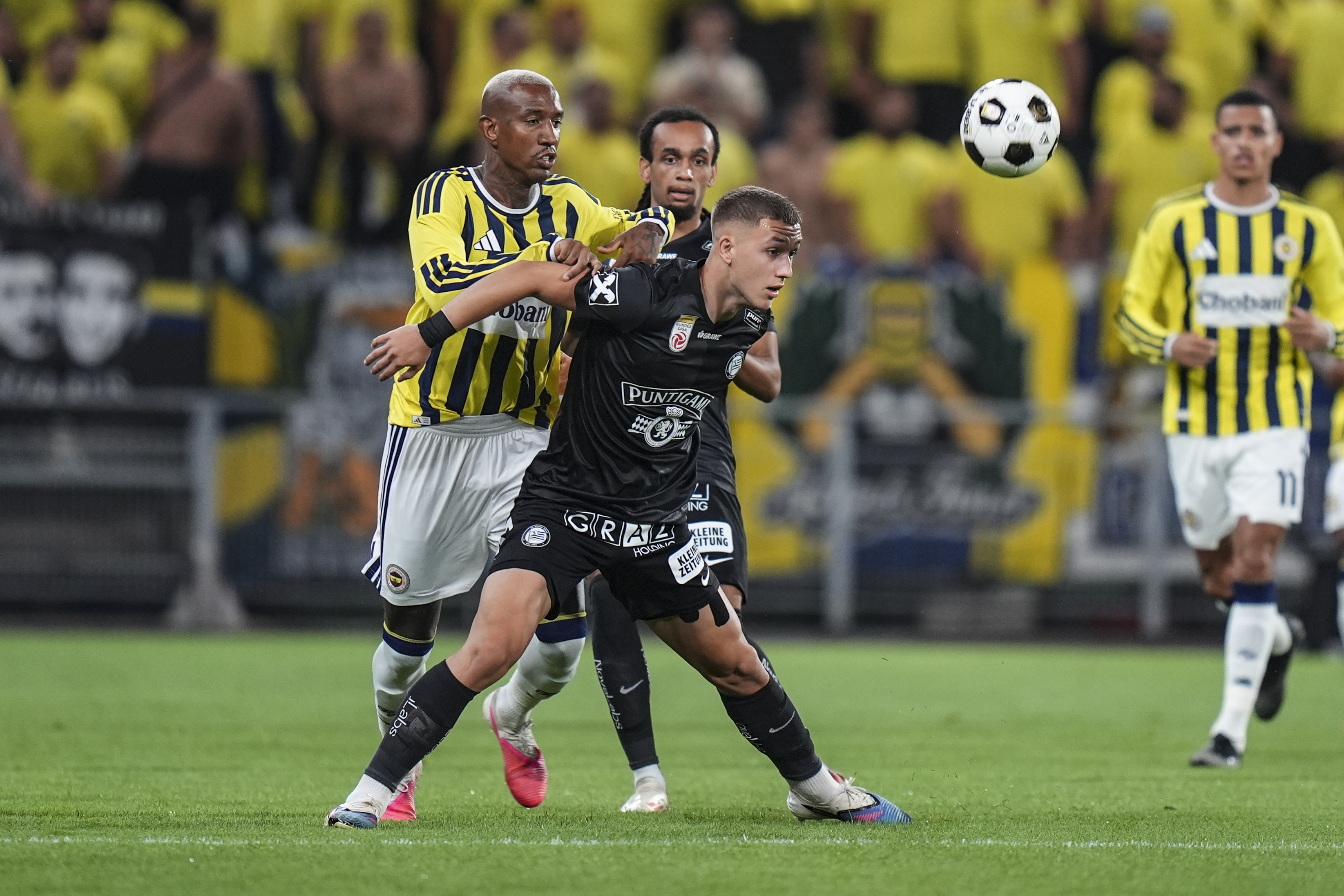 Sturm Graz - Fenerbahçe (Canlı anlatım)