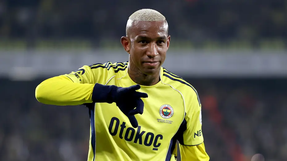 Talisca az kalsın 117 yıllık Fenerbahçe'de kimsenin yapamadığını gerçekleştiriyordu