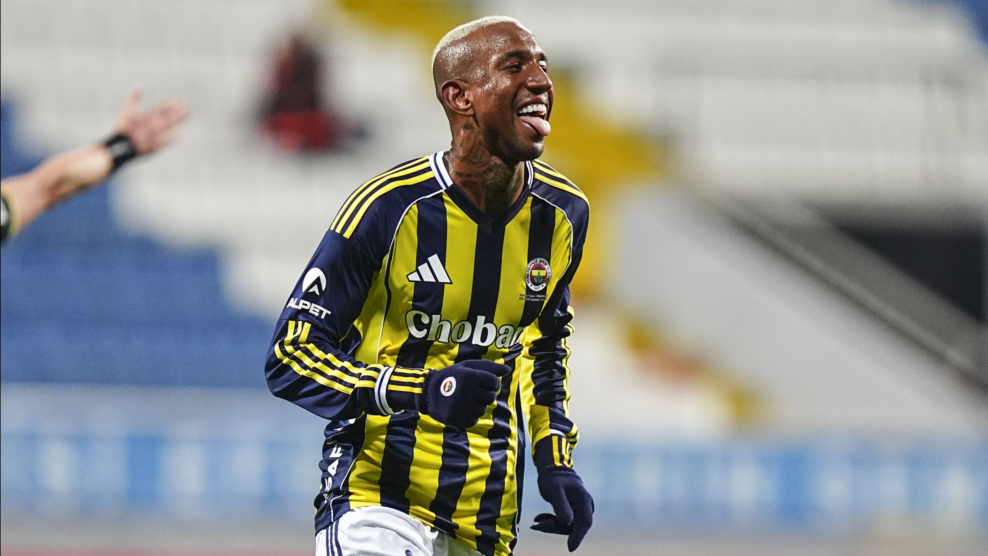 Ve Talisca, Fenerbahçe kararını resmen duyurdu