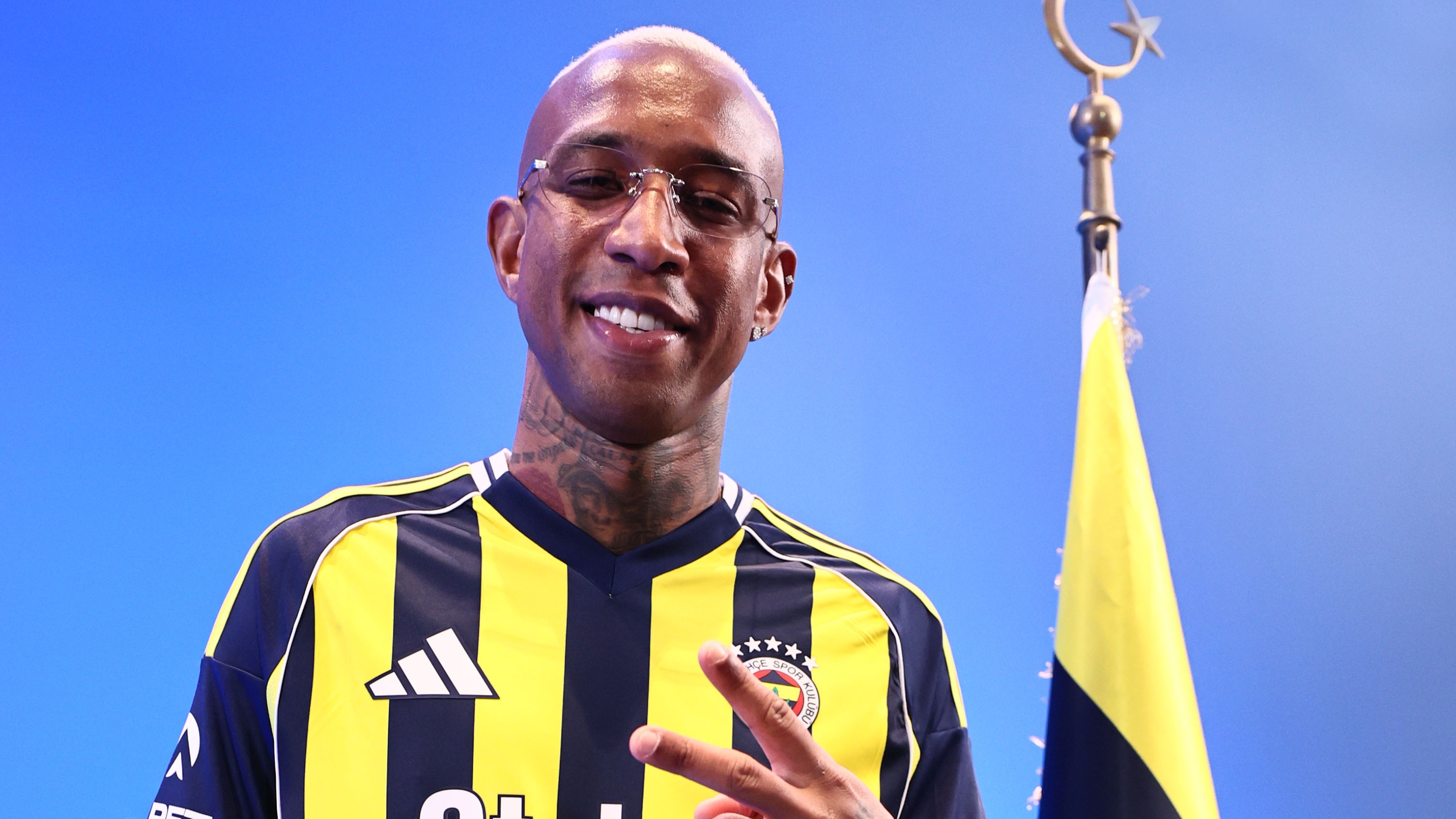 Talisca'nın maaşı öyle böyle değişmedi: İşte yeni sözleşme sonrası 1 yılda cebine girecek para