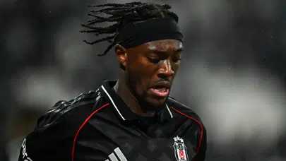6 futbolcu gitti, 7'ncisi yolda: Beşiktaş'ta Abraham transferinde karar haftası
