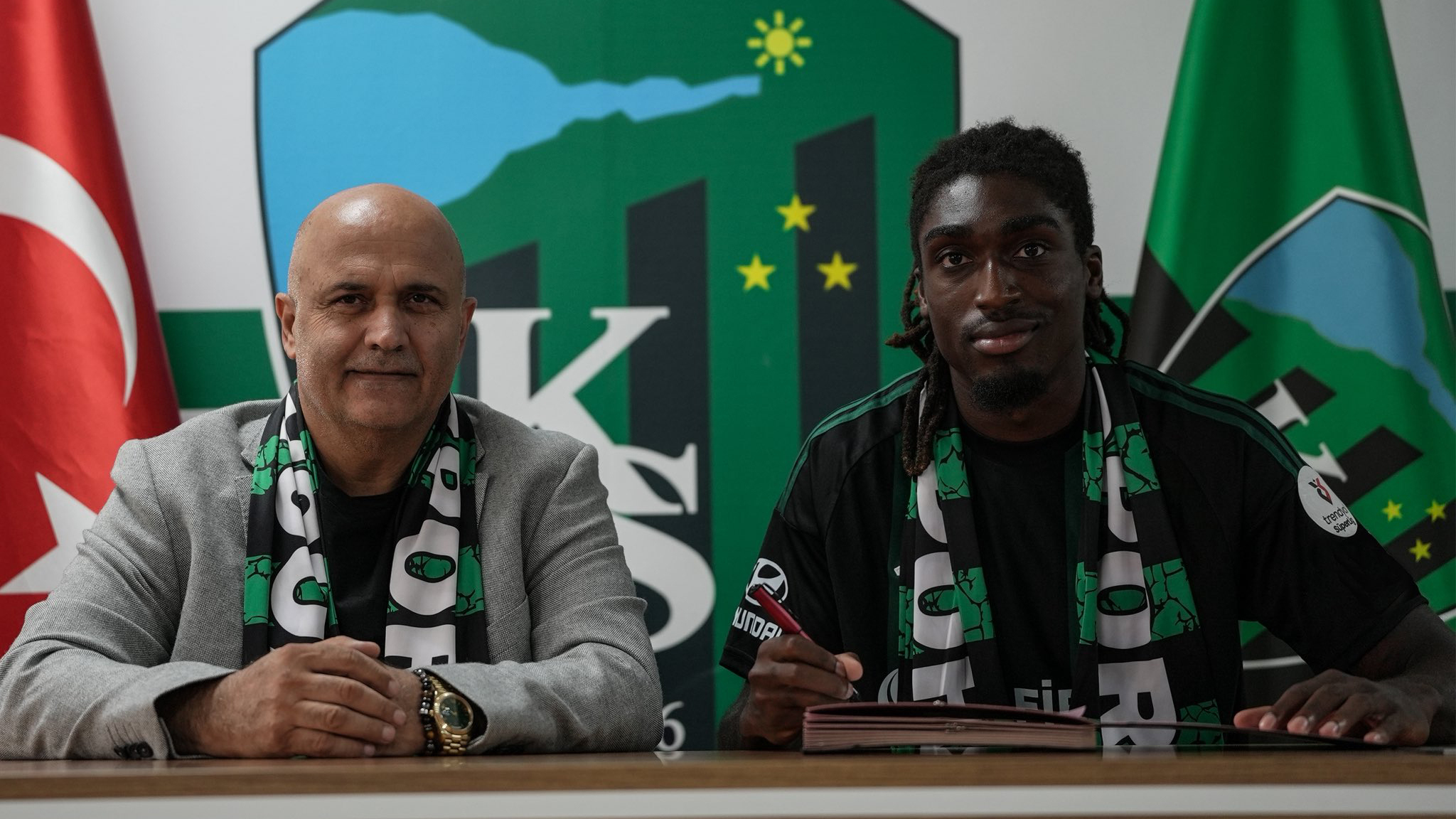 Kocaelispor'dan stopere takviye