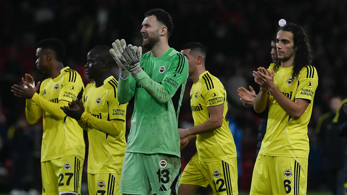 SÜPER LİG | Antalyaspor - Fenerbahçe maçı ne zaman, saat kaçta, hangi kanalda? (İlk 11)