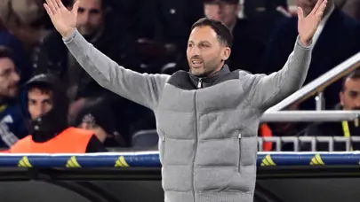 "Bu kayıp puanların suçlusu tabii ki Tedesco" | Spor yazarları Fenerbahçe için ne dedi?