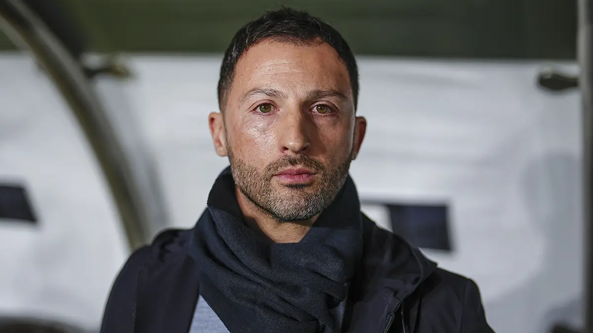 Ve Fenerbahçe "Ağır enfeksiyon" diyerek Tedesco'nun ne zaman döneceğini resmen açıkladı