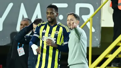 Fenerbahçe'de Jhon Duran gerçekleri: Geliş ve ayrılış sürecinde çarpıcı detaylar Fenerbahçe'de Jhon Duran gerçekleri: Geliş ve ayrılış sürecinde çarpıcı detaylar